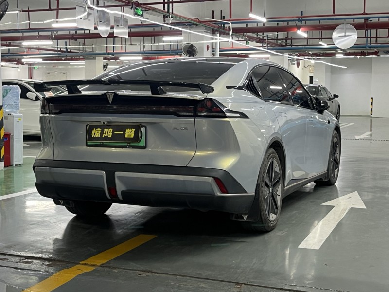 深圳23年長安汽車深藍5