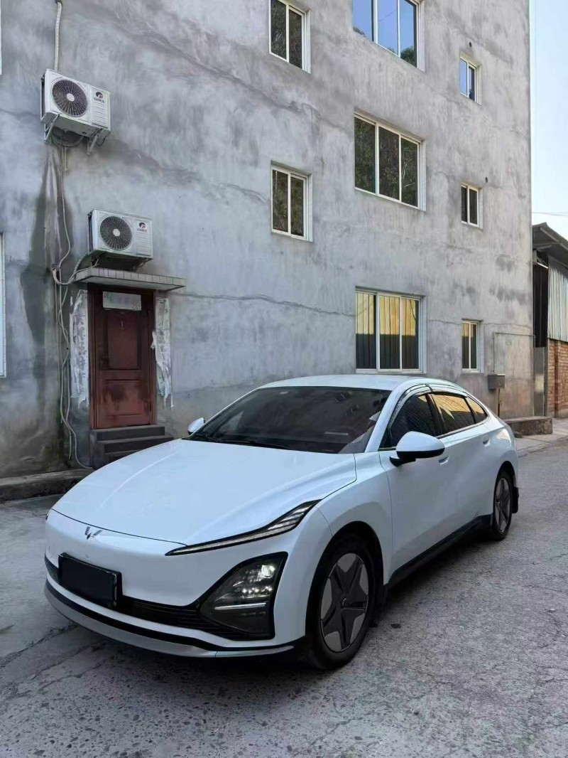 攀枝花25年五菱汽車星光2