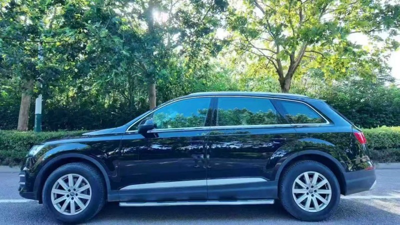 東營18年奧迪Q75