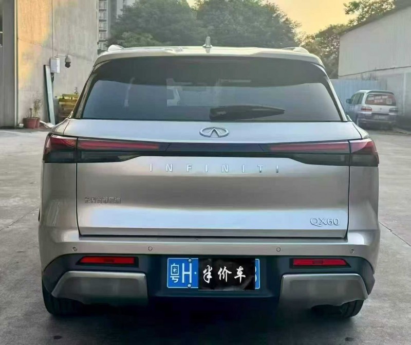 佛山25年英菲尼迪QX609