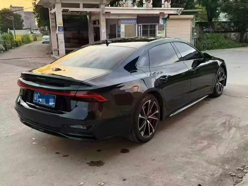 湛江23年奥迪A7L8
