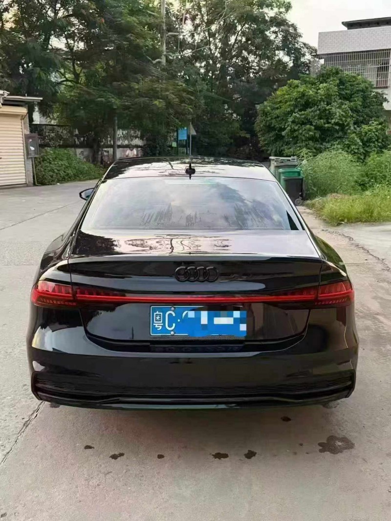 湛江23年奥迪A7L9