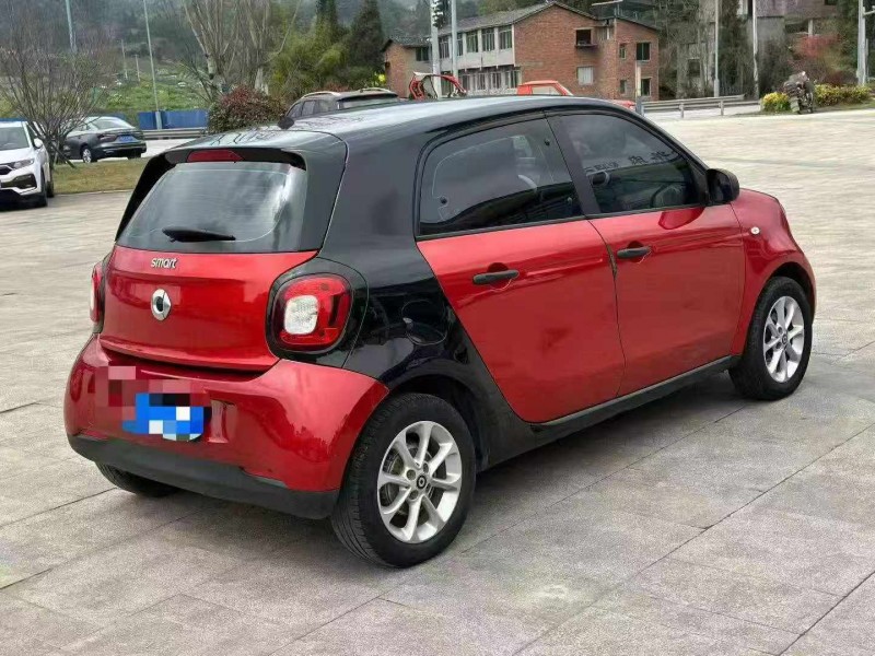 遂宁18年奔驰smart9