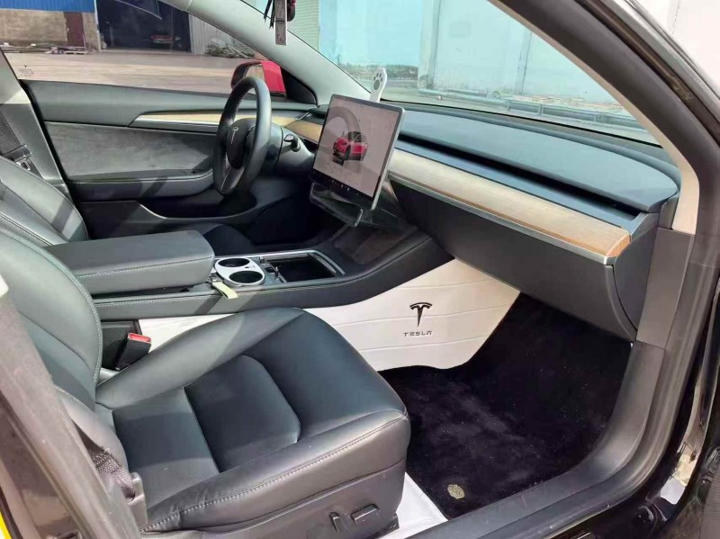 鄂州22年特斯拉MODEL 37