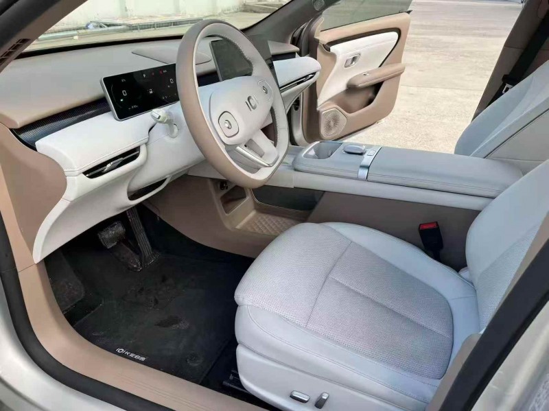 宜昌25年長安汽車啟源3