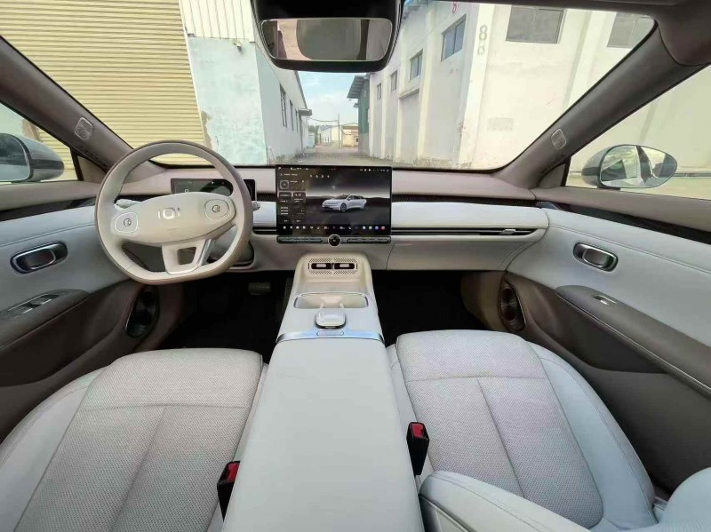 宜昌25年長安汽車啟源4
