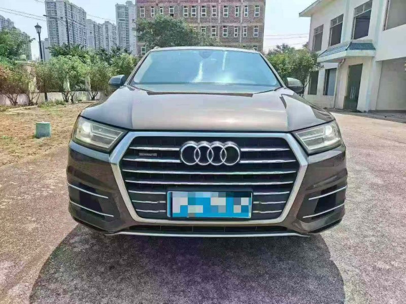 南寧16年奧迪Q71
