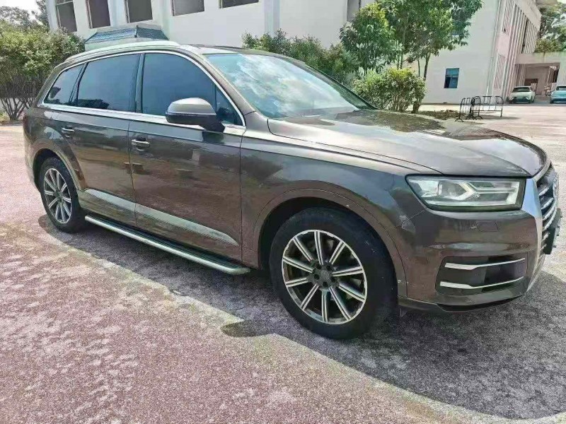 南寧16年奧迪Q72