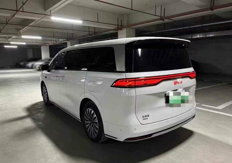 秦皇岛25年比亚迪夏8