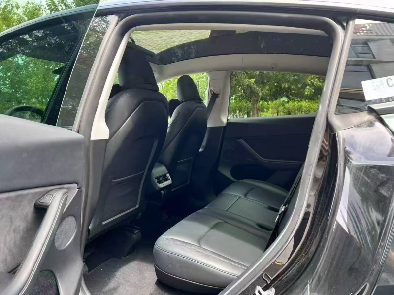 深圳23年特斯拉MODEL Y8