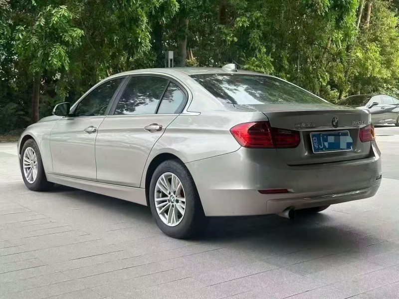 廣州15年寶馬3系7