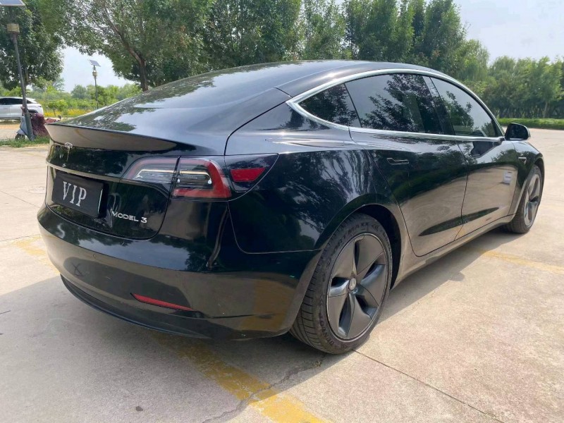 日照21年特斯拉MODEL 34