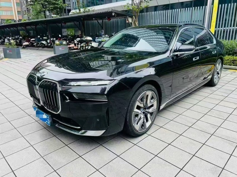 深圳24年宝马7系3