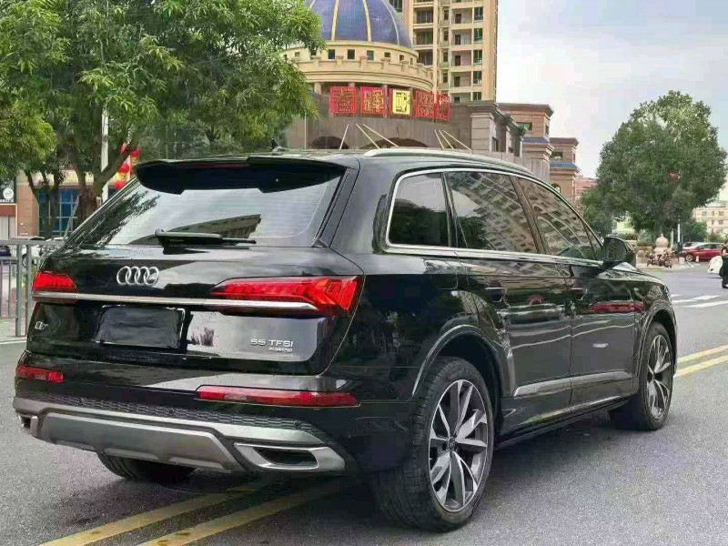 深圳23年奧迪Q79