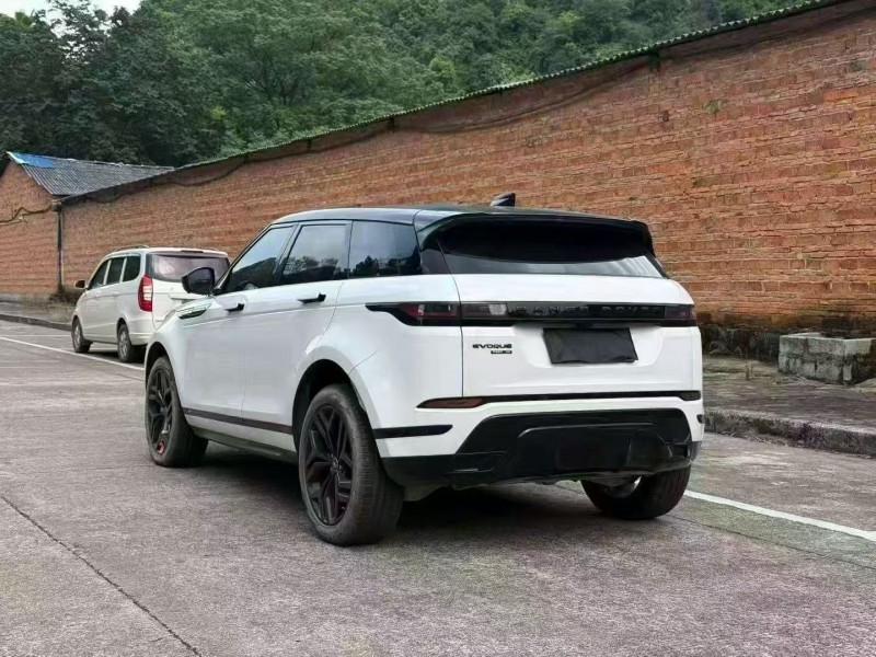 南寧21年路虎極光8