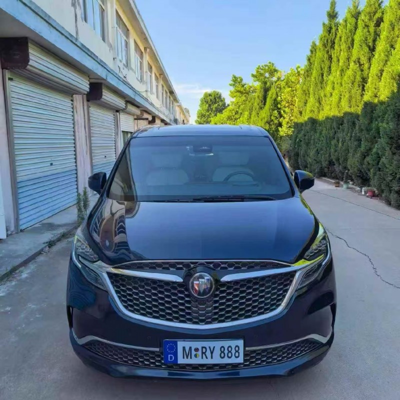 青岛21年别克艾维亚1