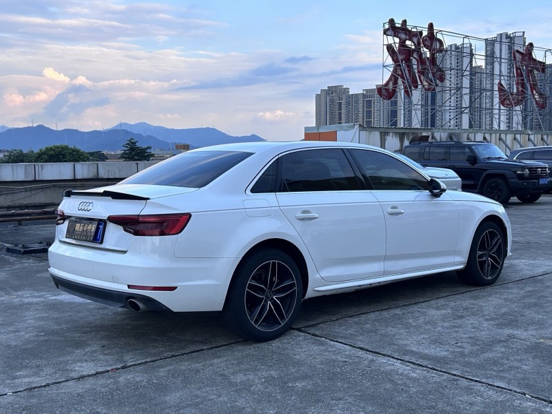 東莞13年奧迪A4L9