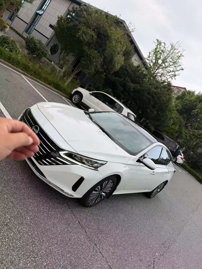 邵陽23年日產天籟3