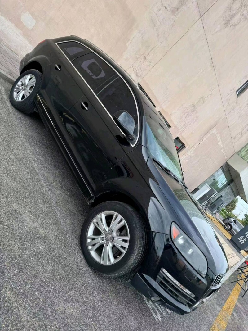 营口10年奥迪Q73