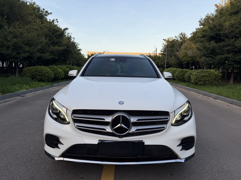 盐城17年奔驰GLC1