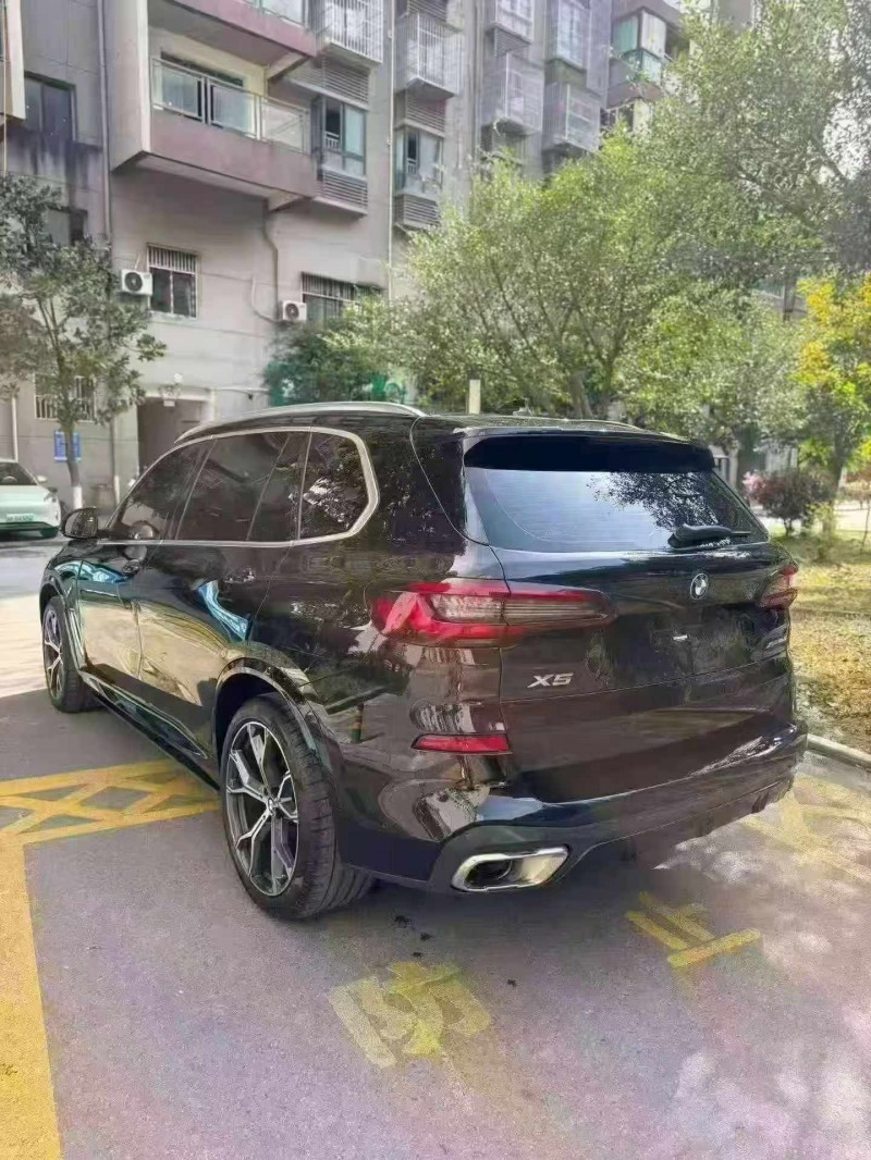 重慶23年寶馬X59