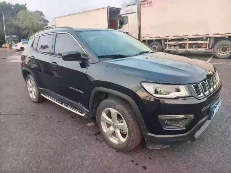 梧州17年Jeep指南者3