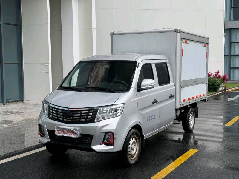陽江25年長安汽車新豹3