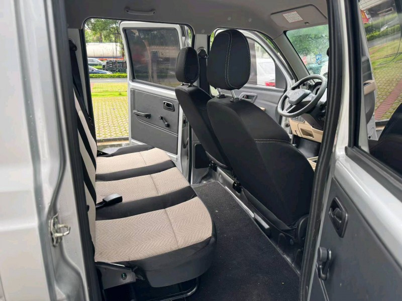 陽江25年長安汽車新豹5