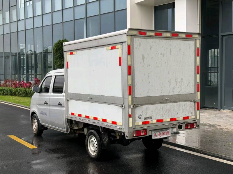 陽江25年長安汽車新豹7