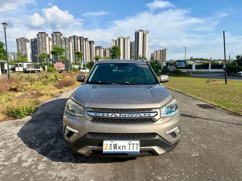 桂林16年長安汽車CS751