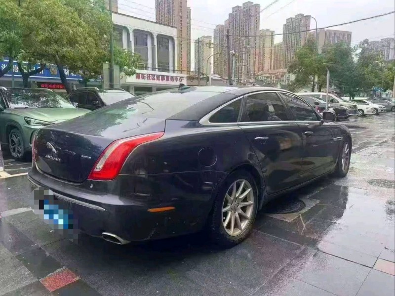 常州14年捷豹XJL7