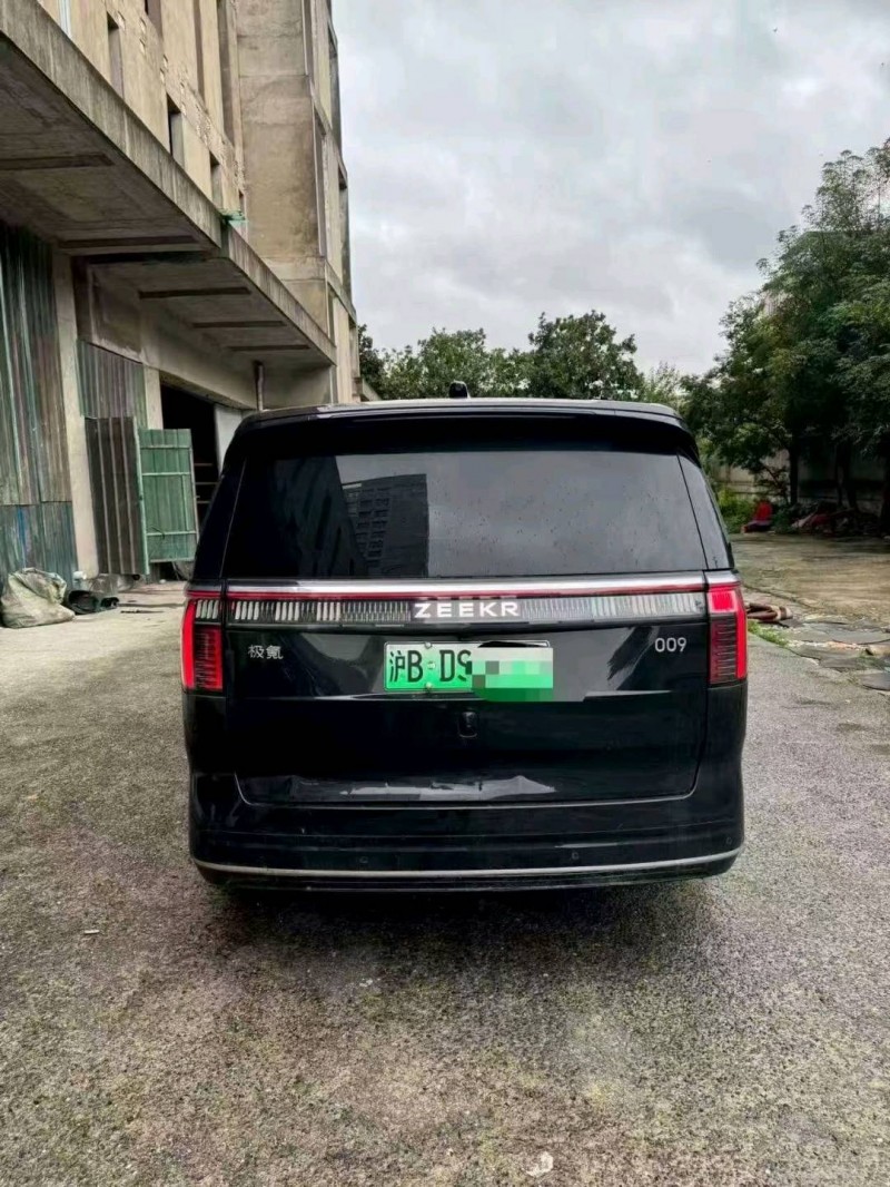 濟南23年極氪汽車0096