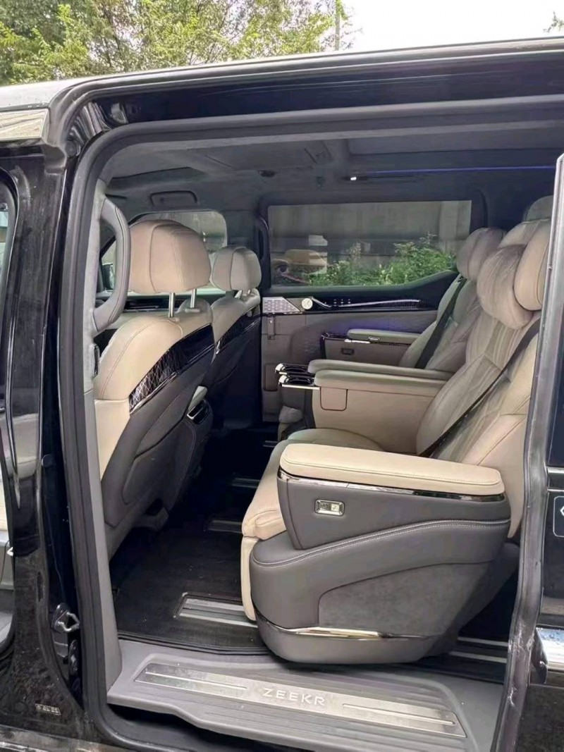 濟南23年極氪汽車0099