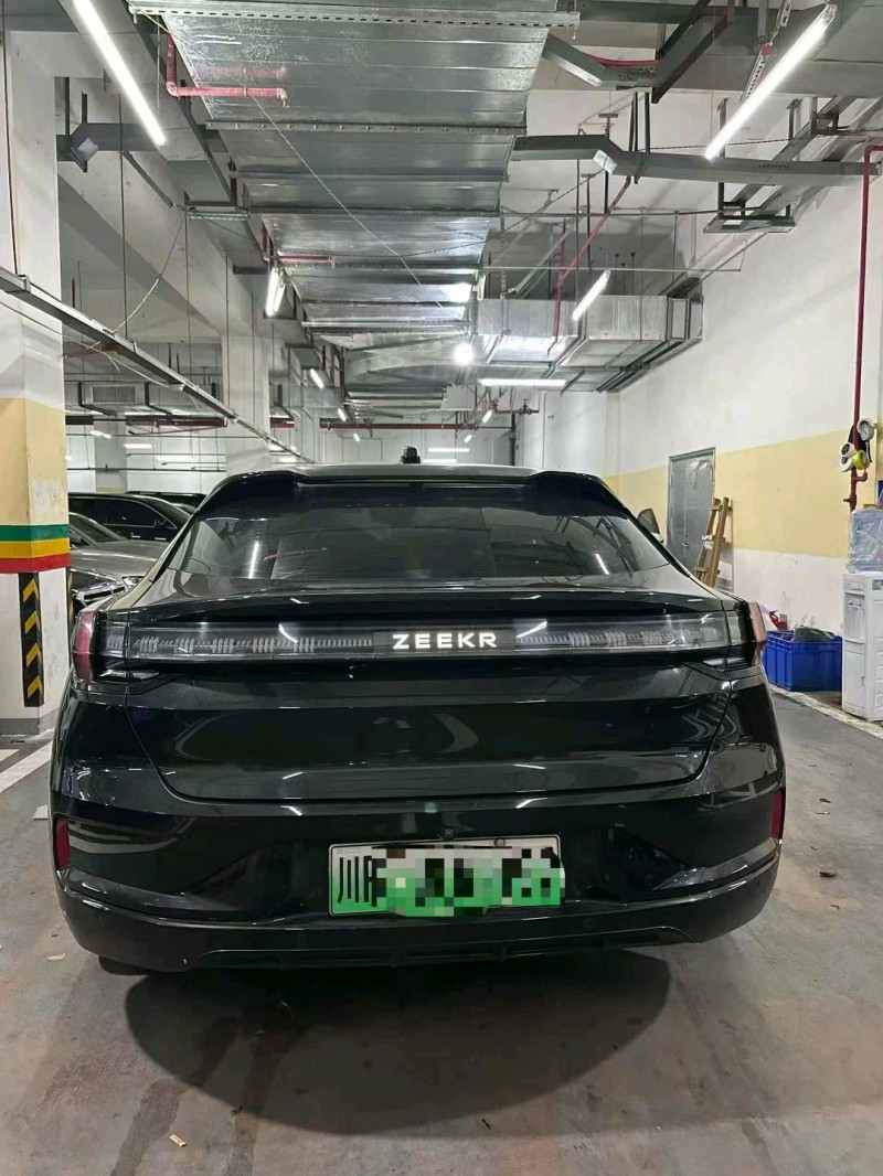 重慶23年極氪汽車0018