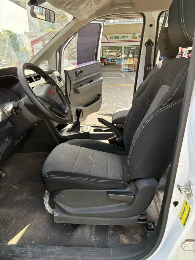 常州23年五菱汽車宏光5