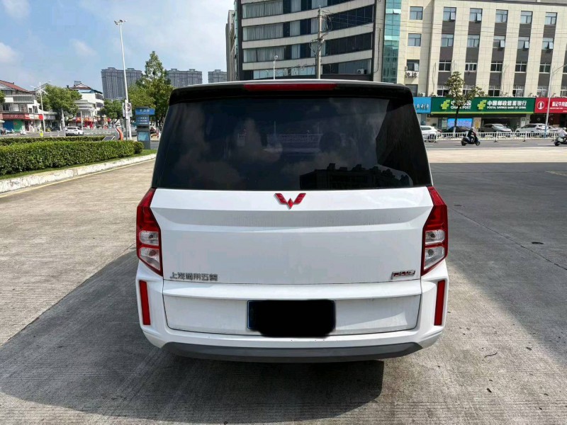 常州23年五菱汽車宏光8