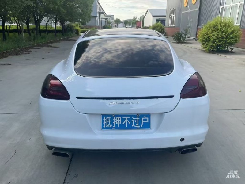 朝陽13年保時捷帕拉梅拉4