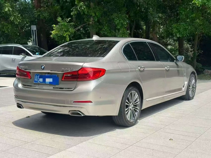 广州18年宝马5系7
