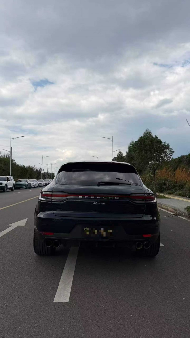 安順20年保時捷Macan9
