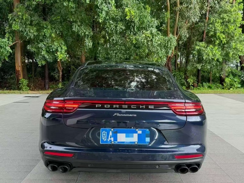廣州19年保時捷帕拉梅拉9