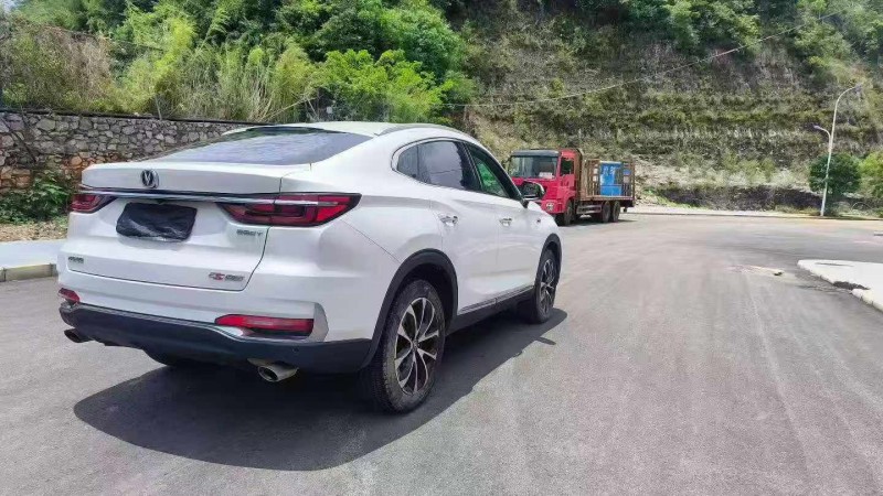 安順20年長安汽車CS856