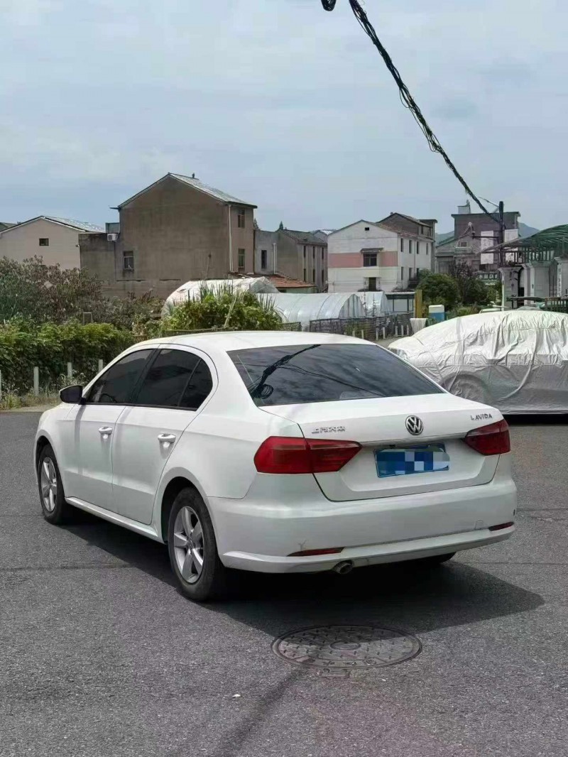 嘉興17年大眾朗行7