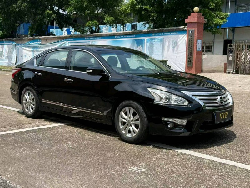 柳州14年日產天籟2