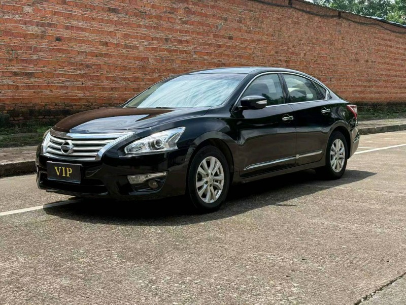 柳州14年日產天籟3
