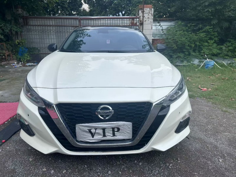 新鄉23年日產天籟1