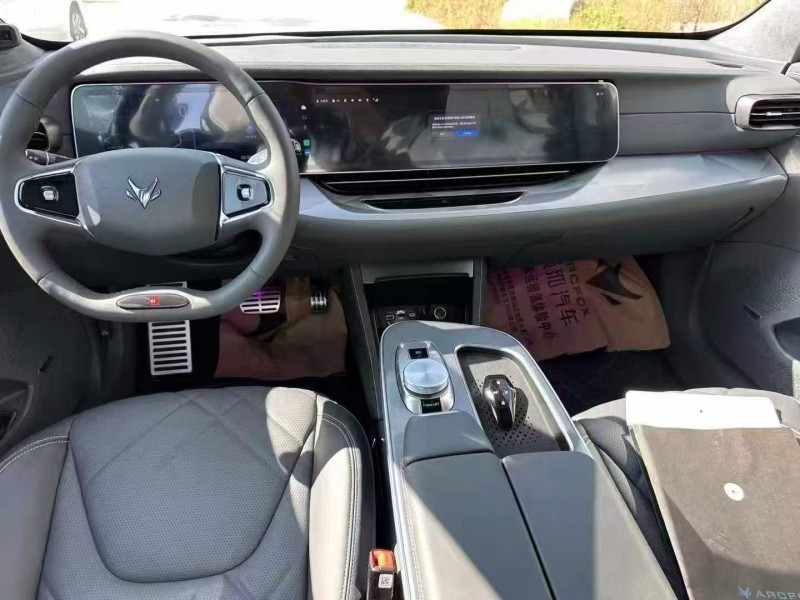 淄博26年極狐汽車阿爾法4