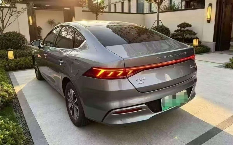 張家口24年比亞迪秦8