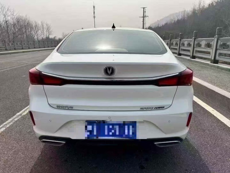 青島21年長安汽車逸動9