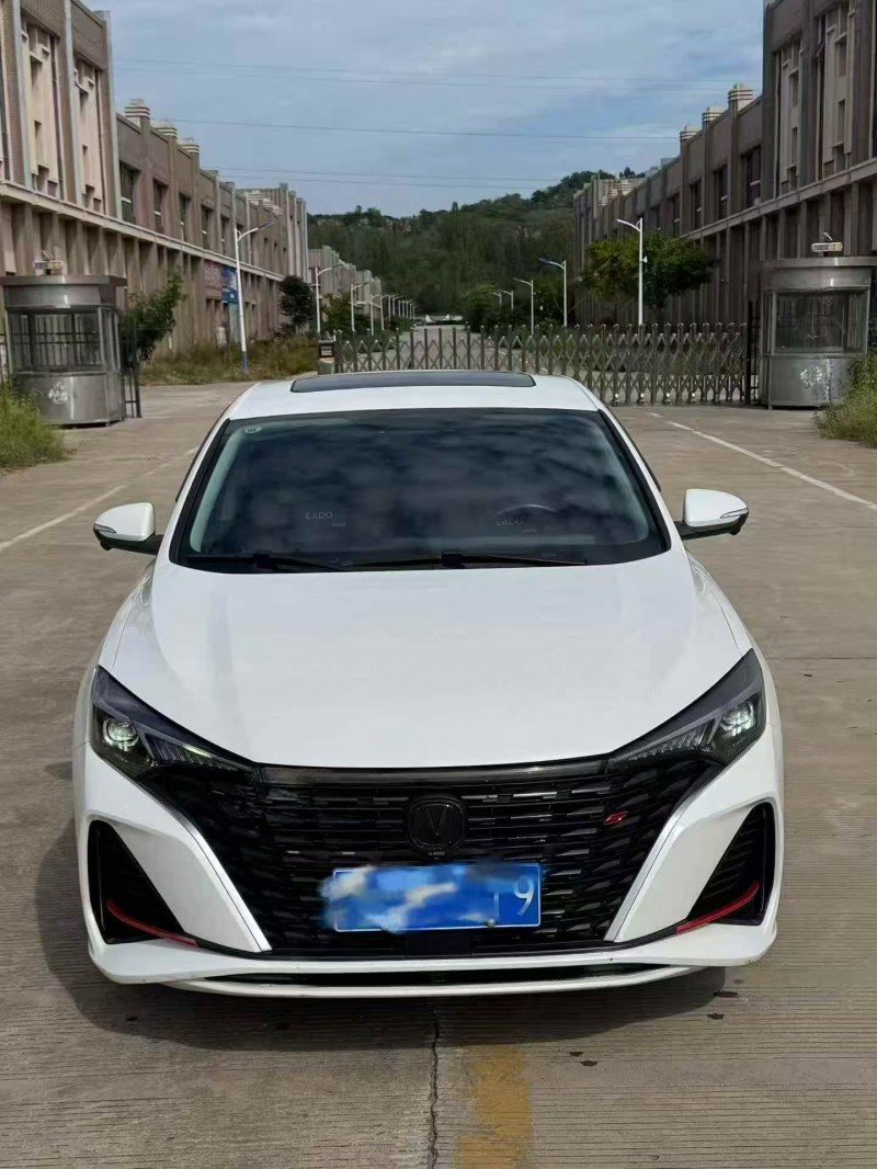 棗莊23年長安汽車逸動1