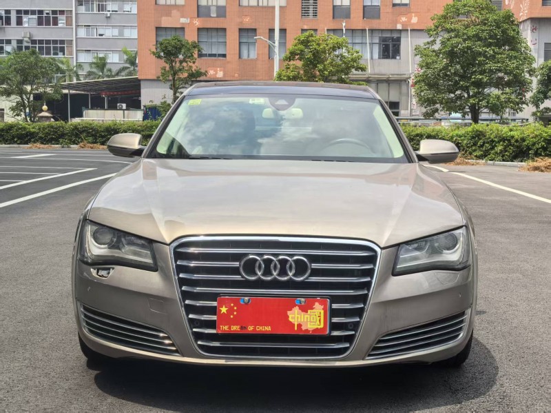 廣州13年奧迪A8L1